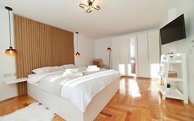 Schei Residence